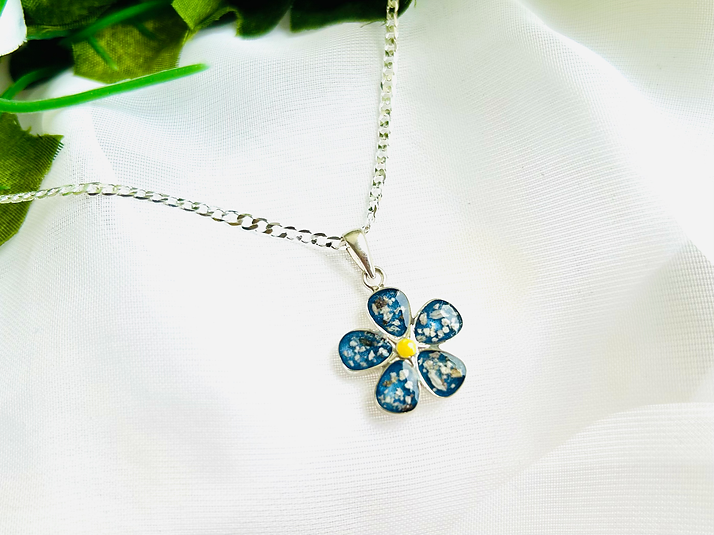 Forget-Me-Knot Keepsake Inclusion Necklace