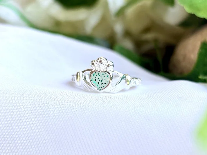 Claddagh Heart Keepsake Inclusion Ring