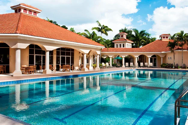 rswwi-lap-pool-6615-hor-clsc.webp