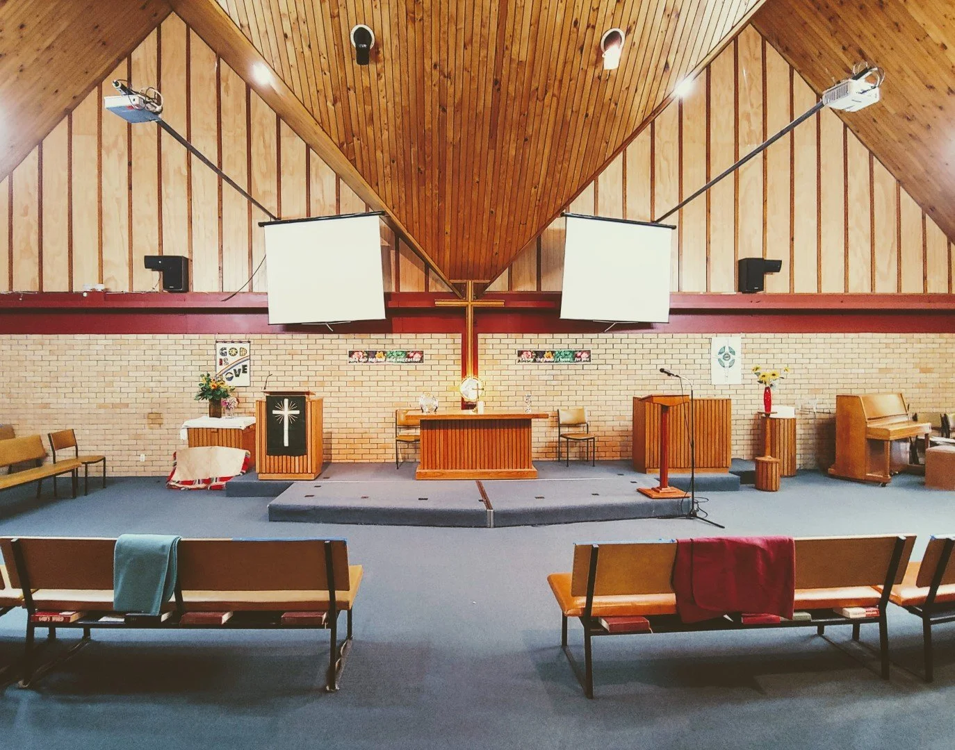 church-inside.jpg