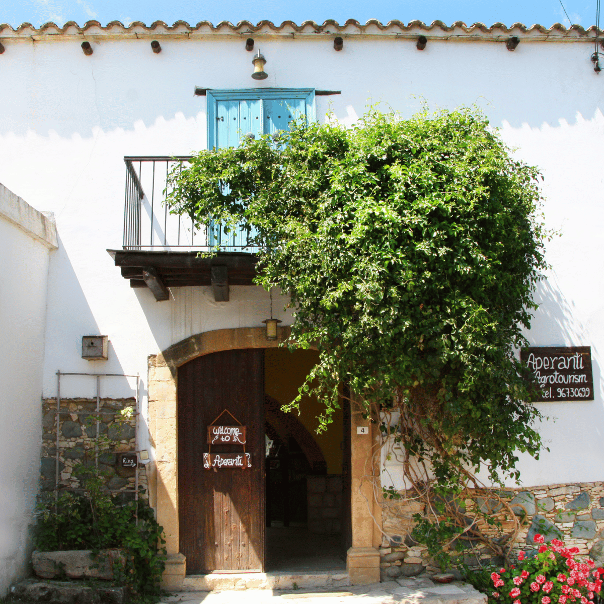 The Aperanti Agrotourism house