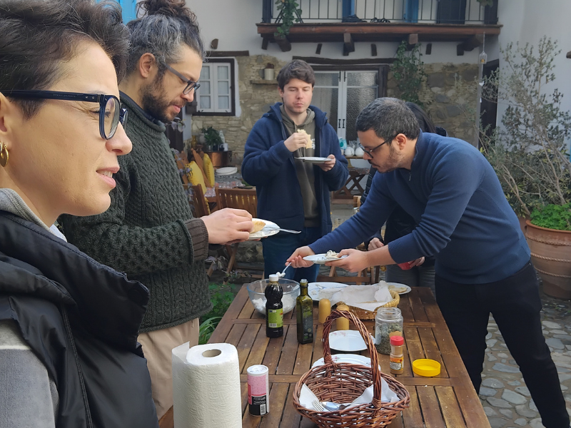Colving guests sharing a meal