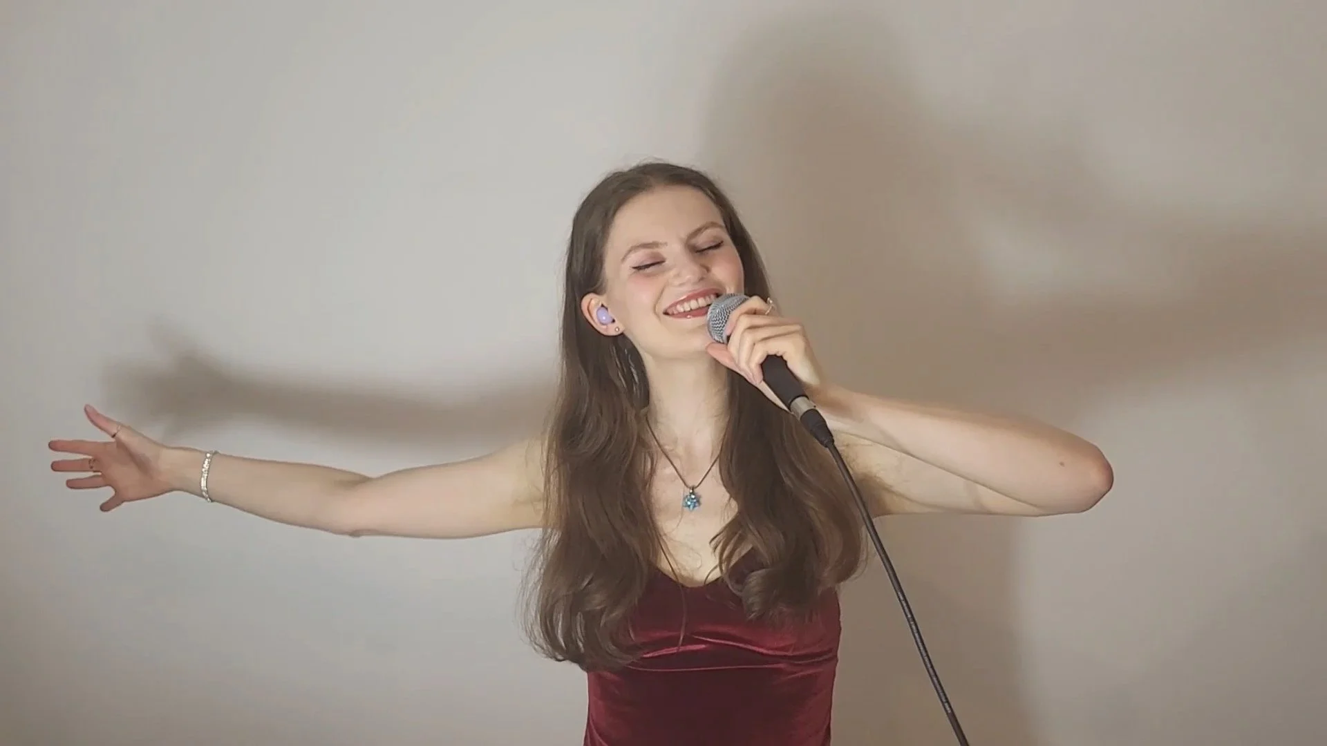 Book your singer