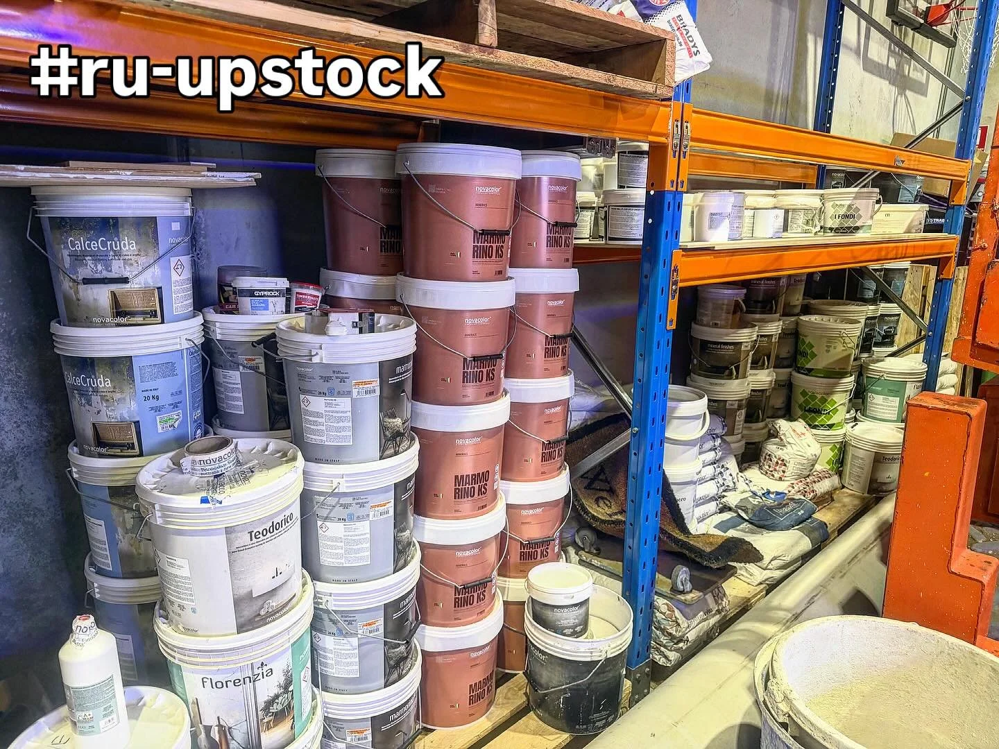 Novacolor Minerals is a line of eco-friendly, lime- and clay-based paints and plasters. Made in Italy, they decorate luxury interior and exterior walls. These formulas use natural, historical raw materials like crushed stones, shells, and clay to cre
