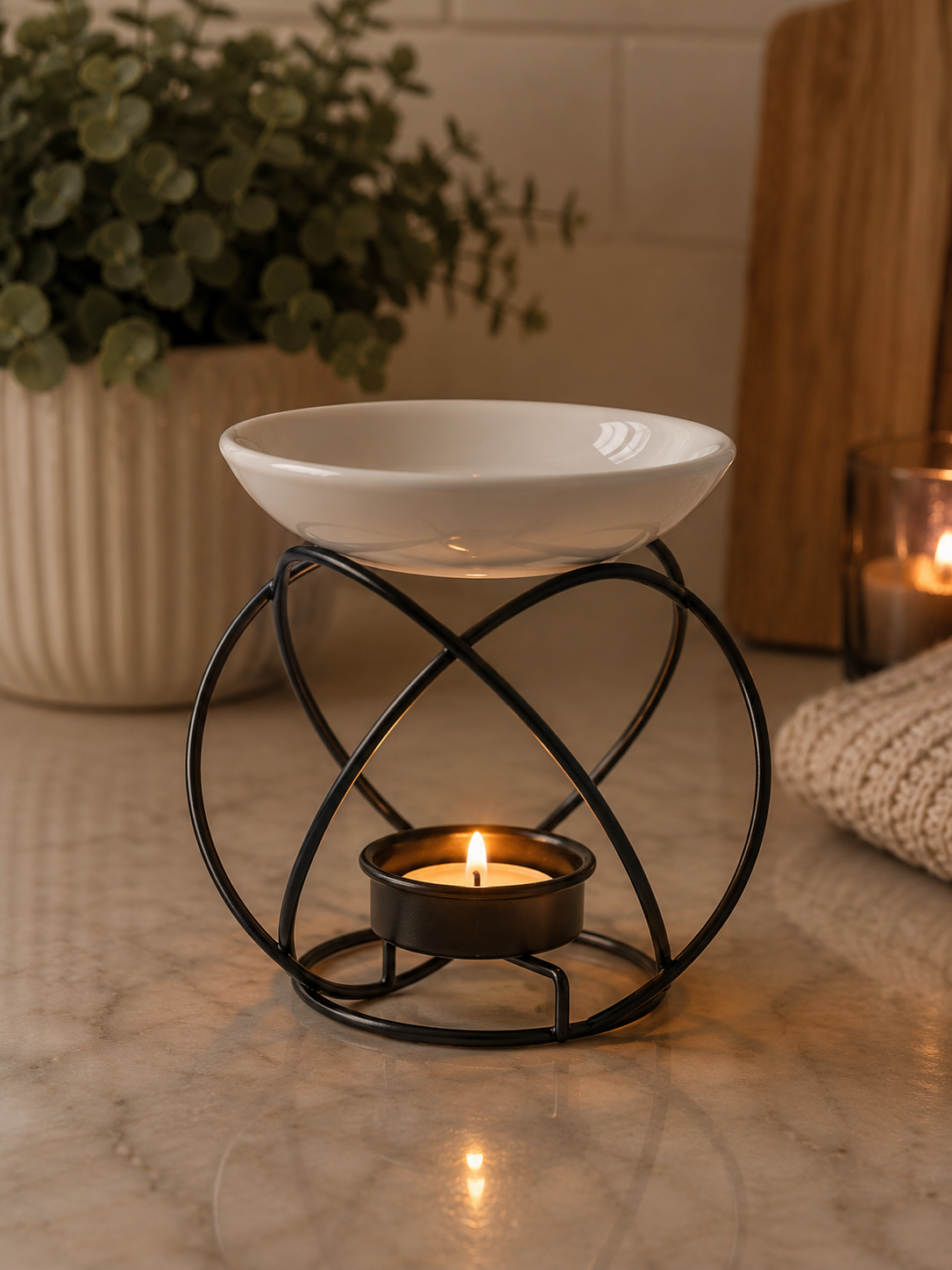 Black Geometric Wax Burner