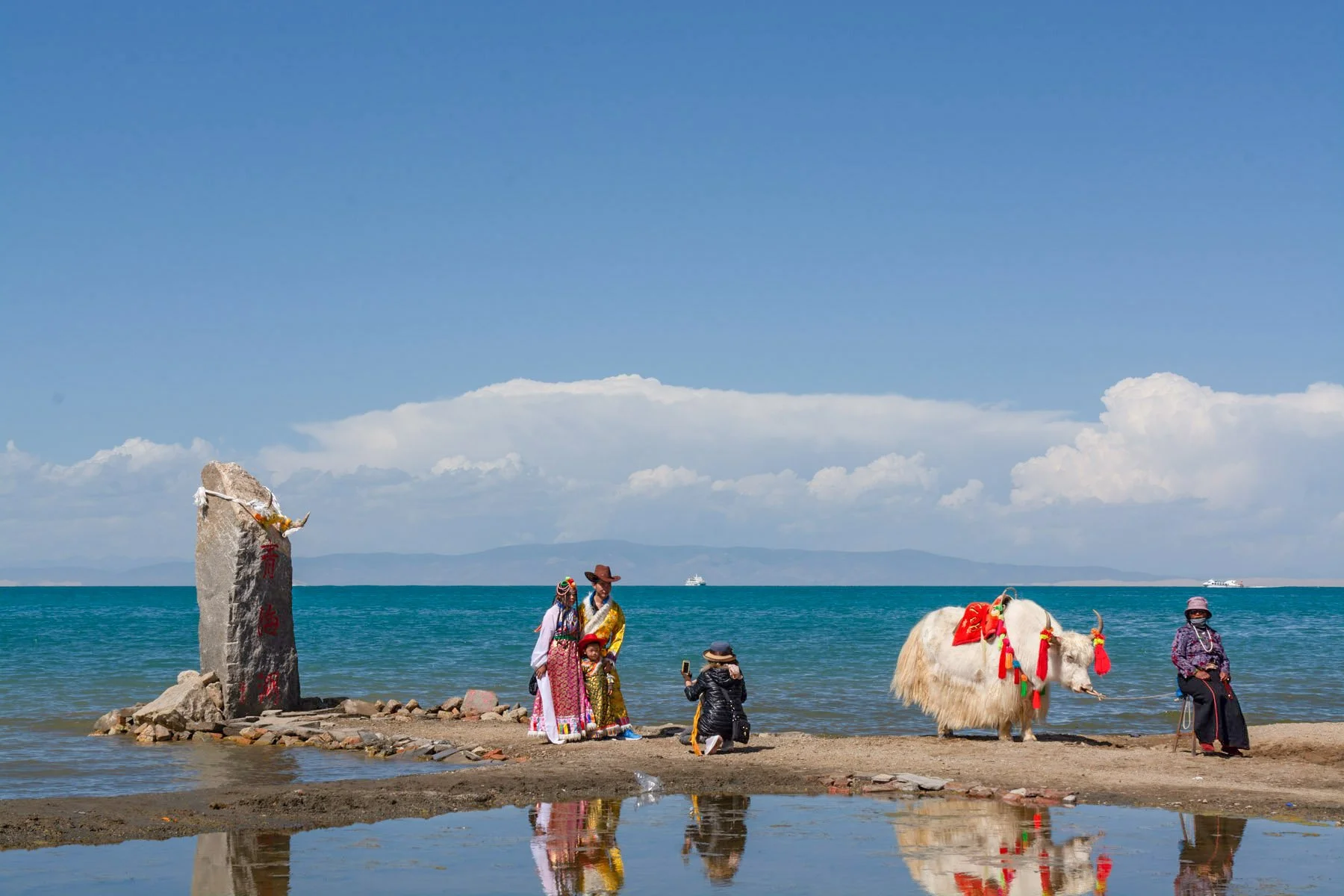 Cosplay at Qinghai Lake, 2014