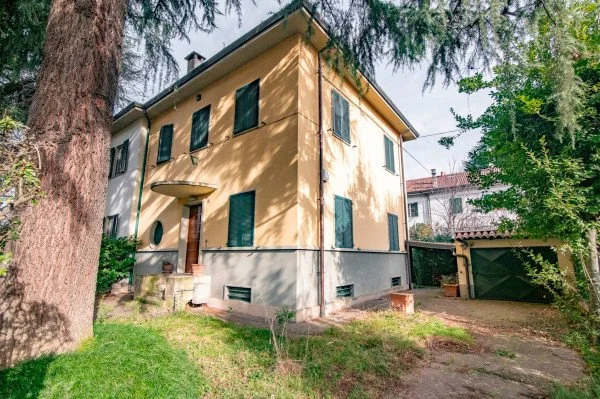Villa a schiera via Piave 18, Dalmine