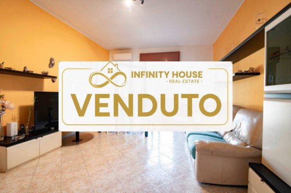 Appartamento in villa , via delle Rose 19, Cassina De' Pecchi