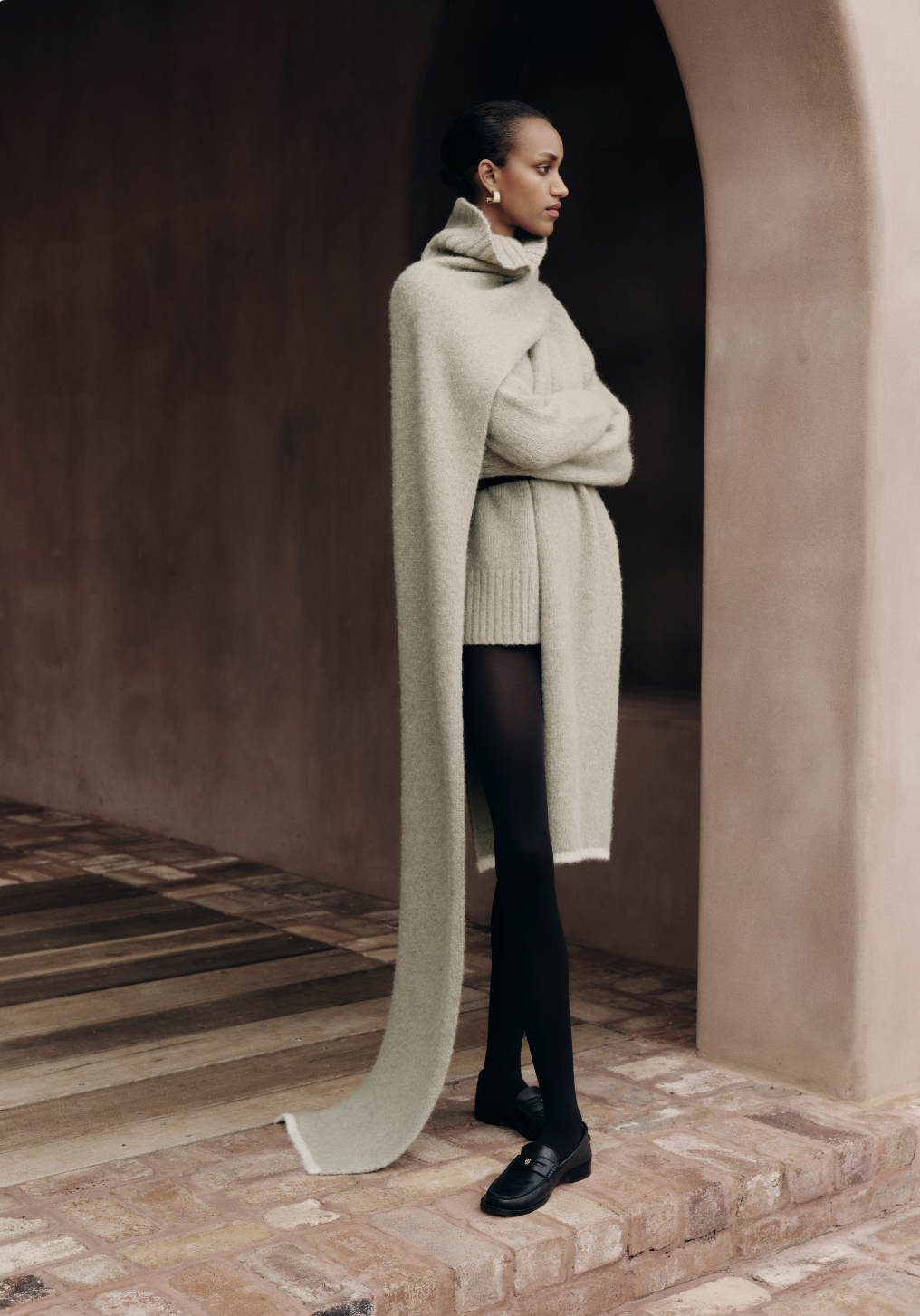 VIKTORIA & WOODS | WINTER 25