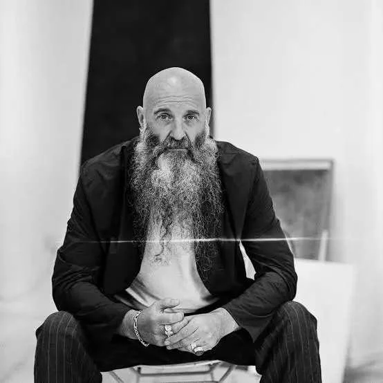 Wolfgang Buttress: artist
