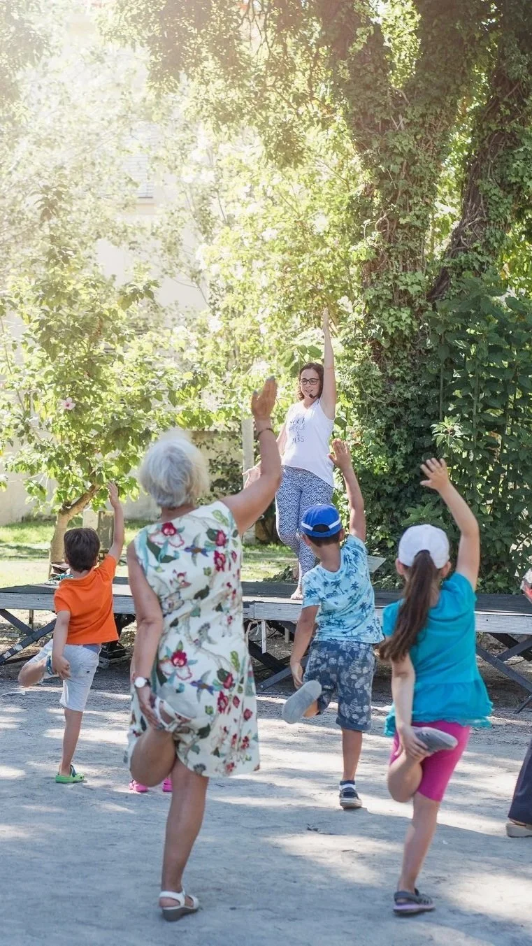 yoga para crianças aniversários