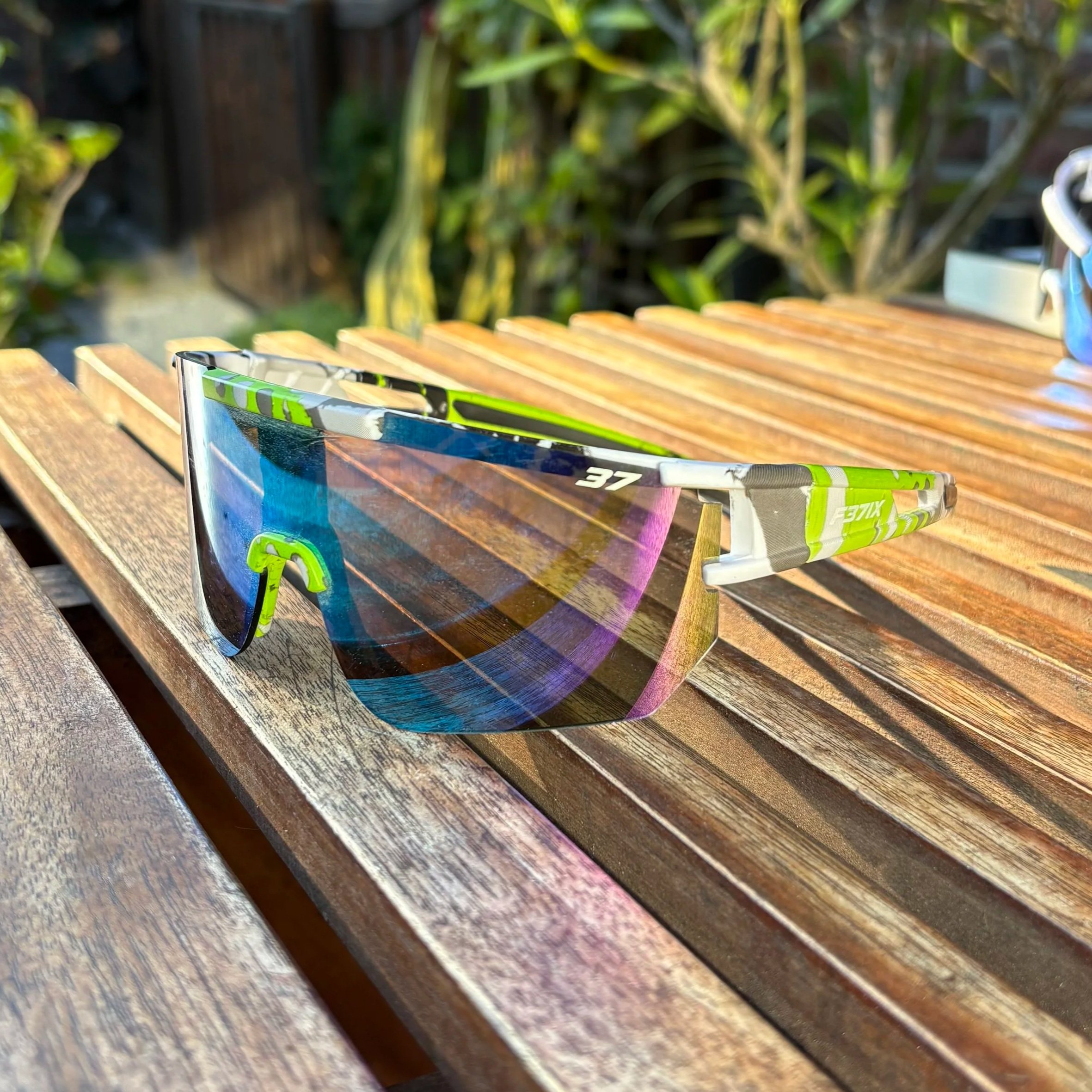 F37IX RACE VISION