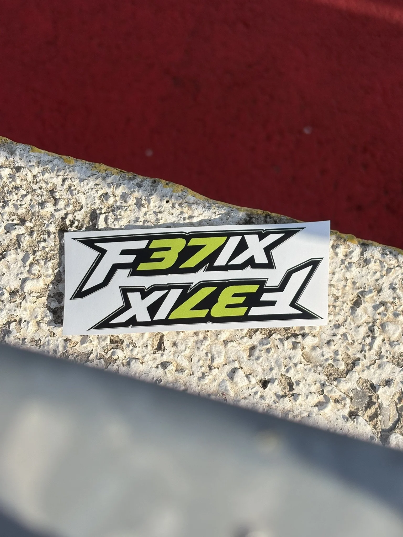F37IX Sticker – 2er Pack