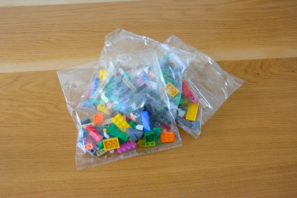 LEGO® SERIOUS PLAY® Window Exploration Bag im Pack à 3 Stück mit drei Beuteln LEGO®-Bausteinen für Gruppenarbeiten und Workshops.