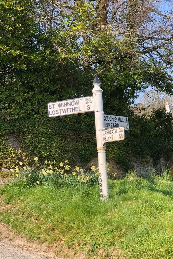 cobble-cottage-holiday-cottage-near-lostwithiel-cornwall.jpeg wall