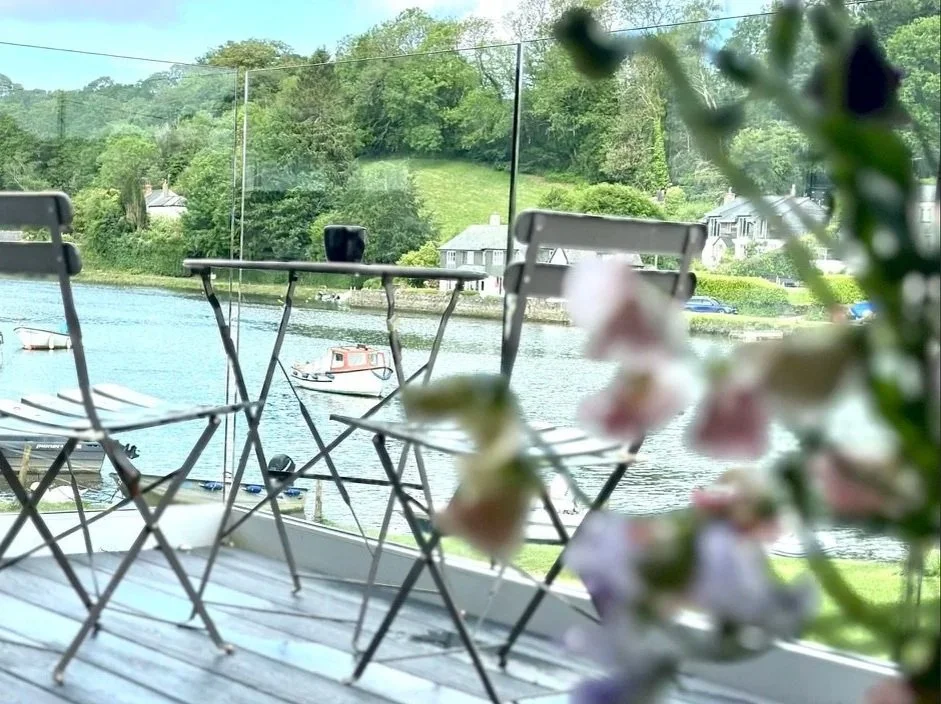 Cobble Cottage balcony view overlooking Lerryn River