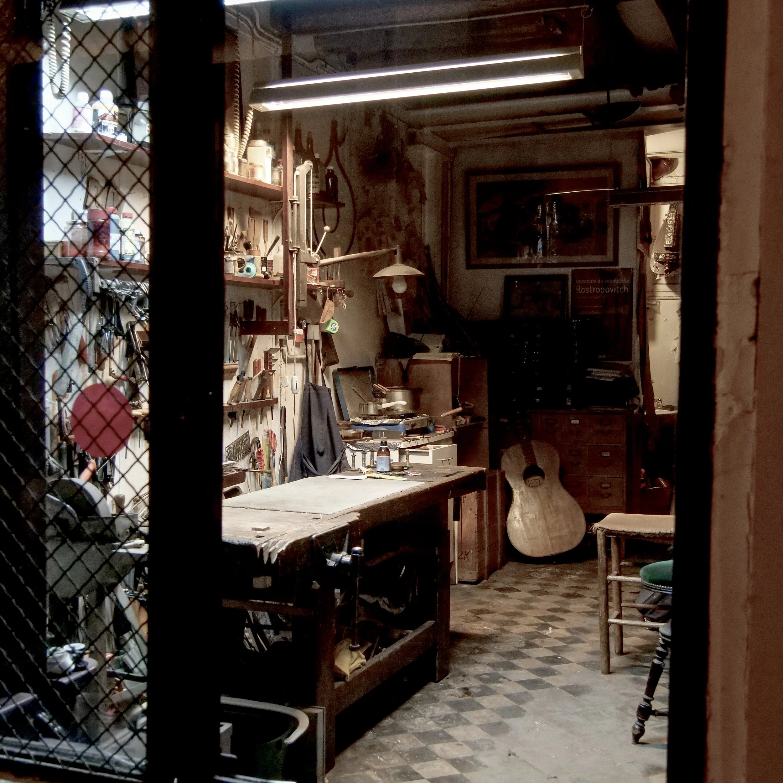 P1043514_RepairShop.jpg