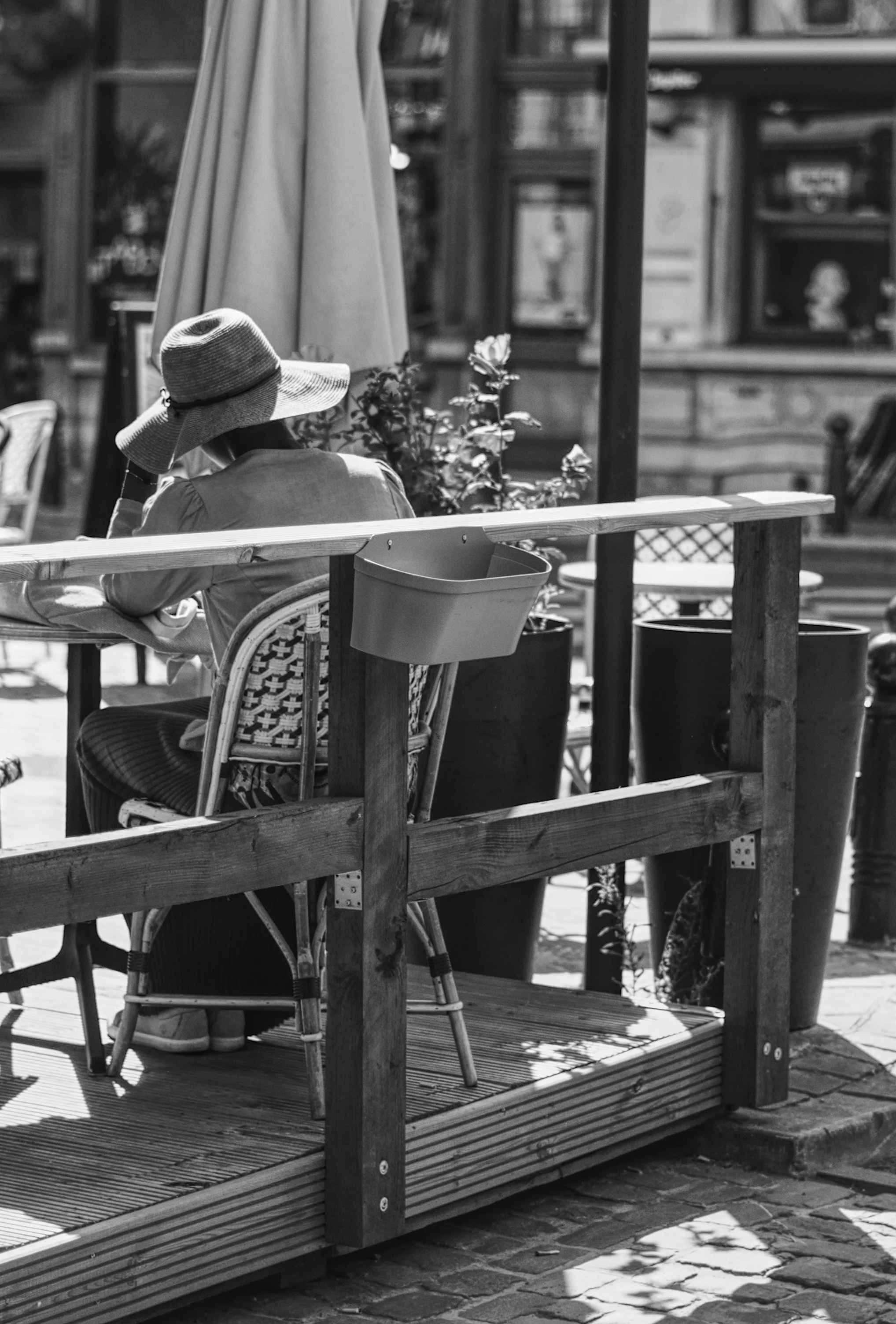 A7404417_BelgPeopleB&W.jpg