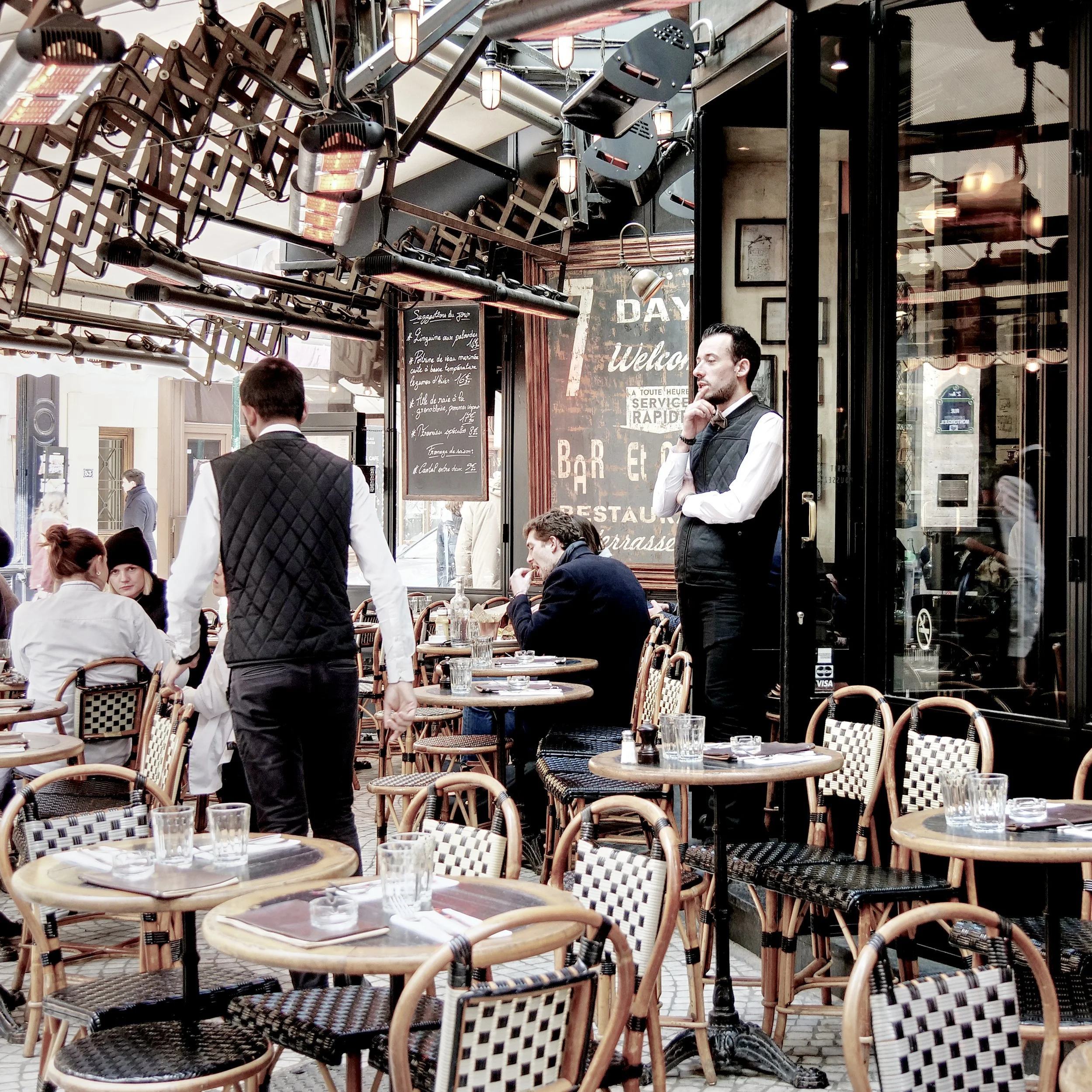 IMG_3624_ParisStreet.jpg