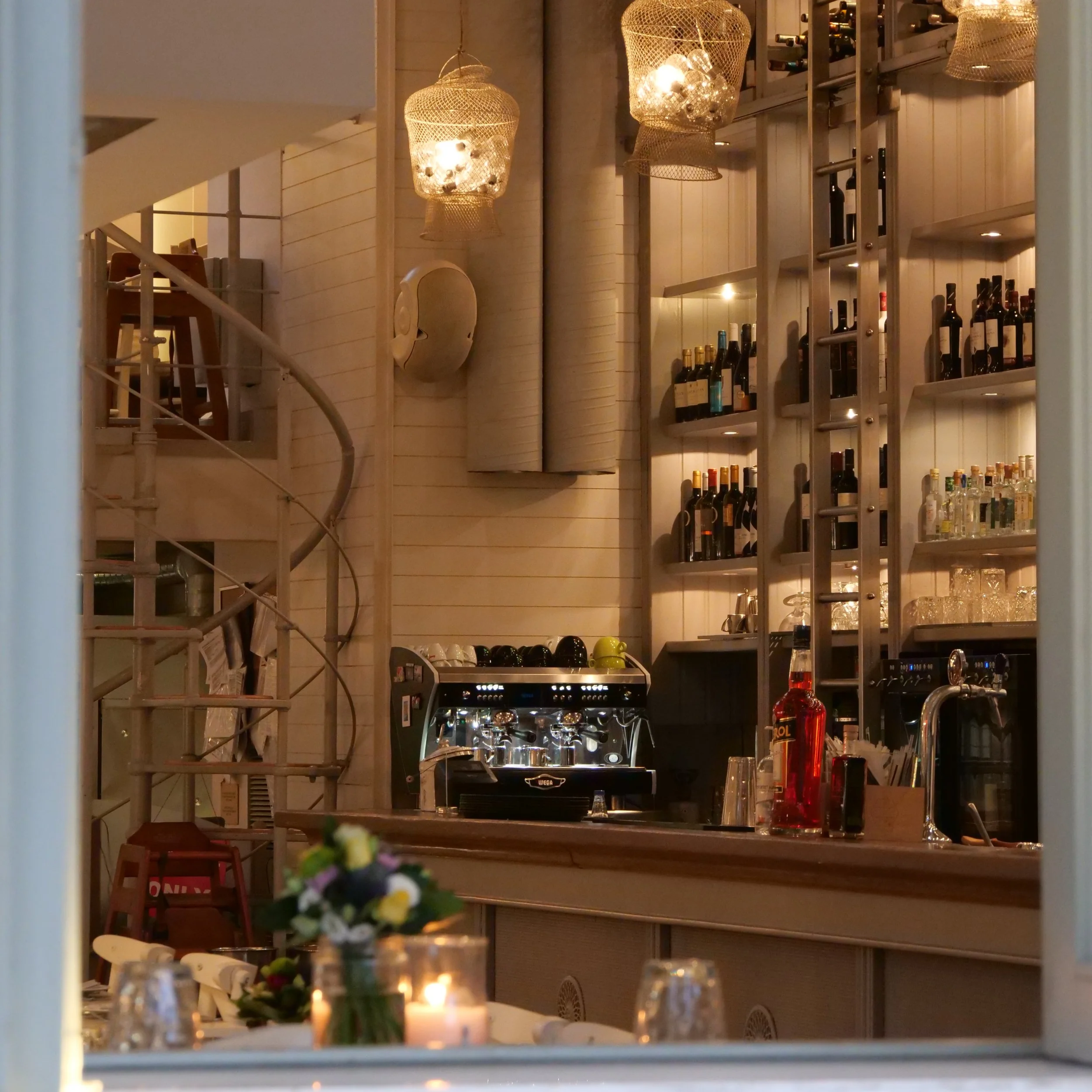 P1027217_InARestaurant.jpg