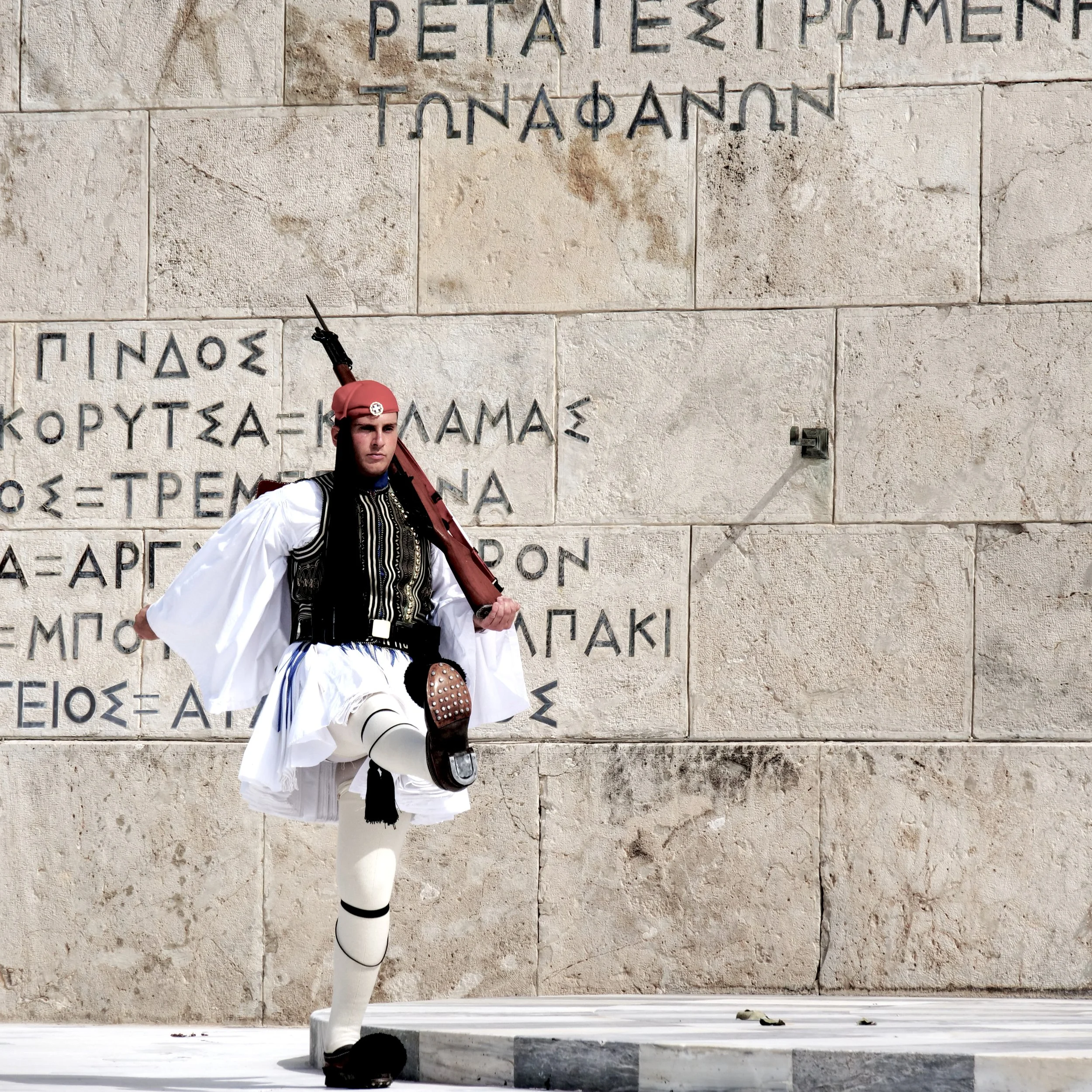 P1016859_Guards.jpg