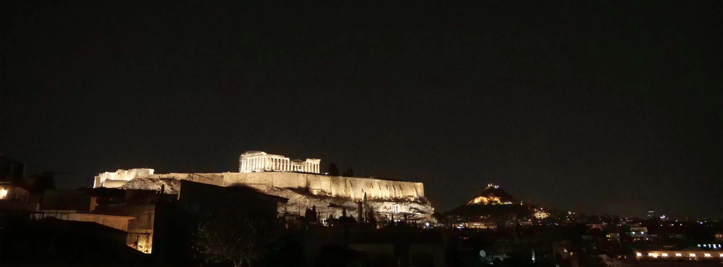 P1016771_AcropolNight.jpg