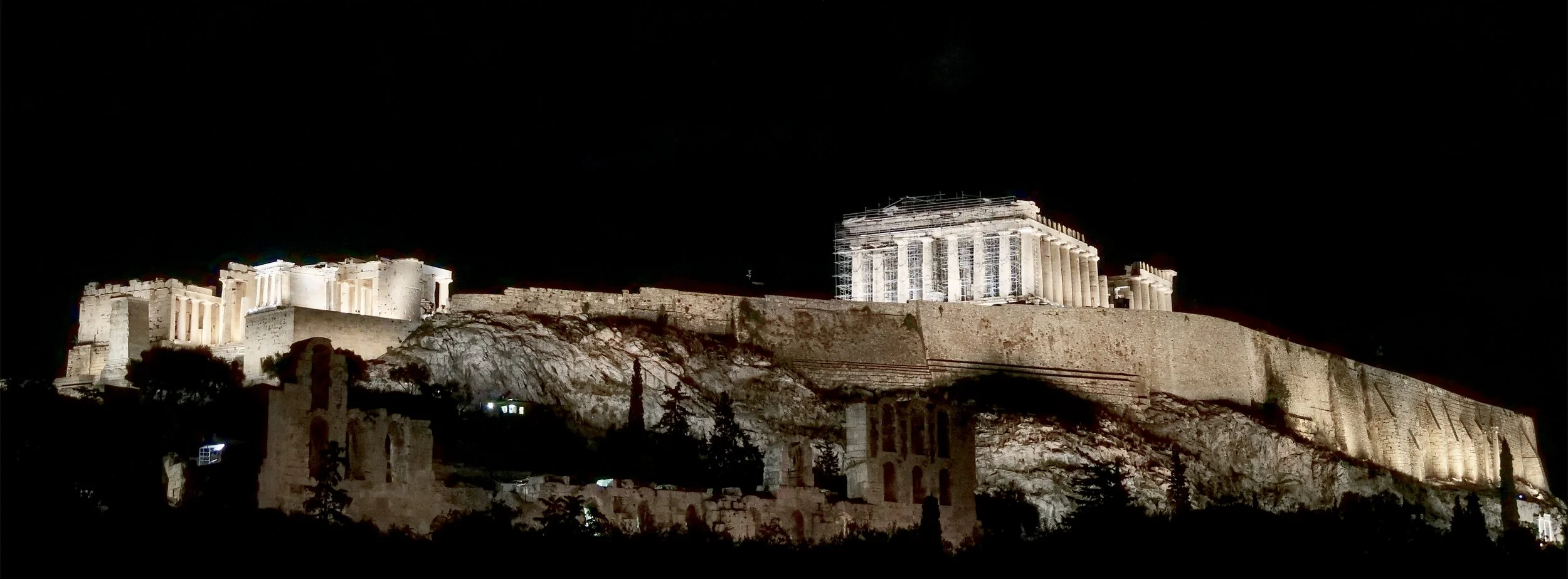 P1027533_AcropolisNight.jpg