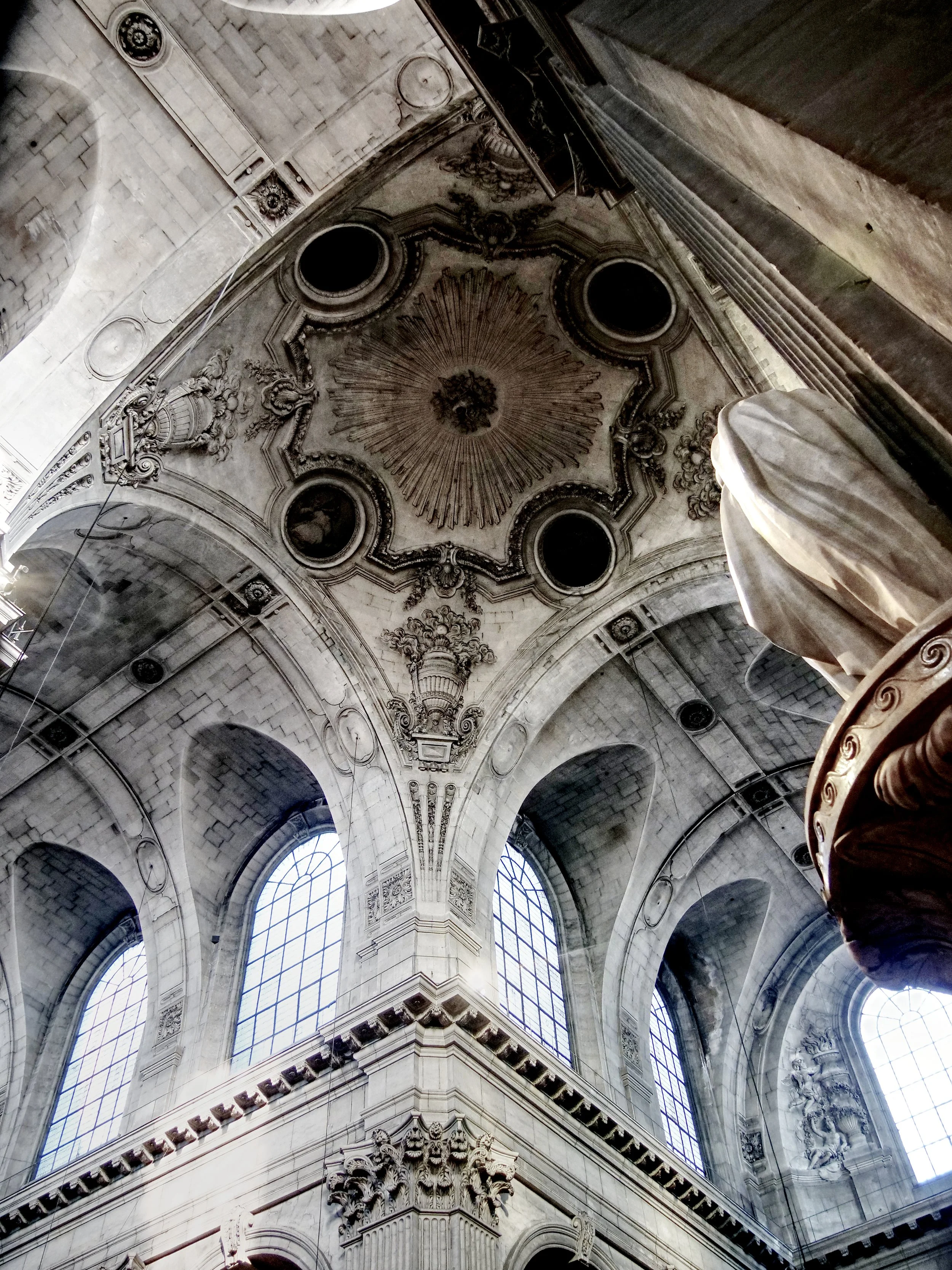 P1010620_InsideChruch.jpg