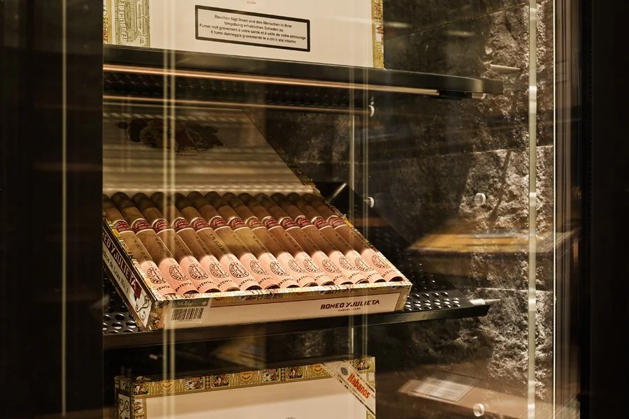 Humidor_DSC2423.jpg