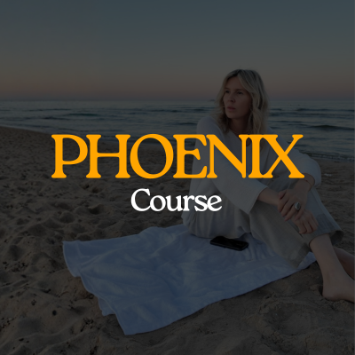 Phoenix course by Caroline Middelsdorf - woman sitting on beach at dusk