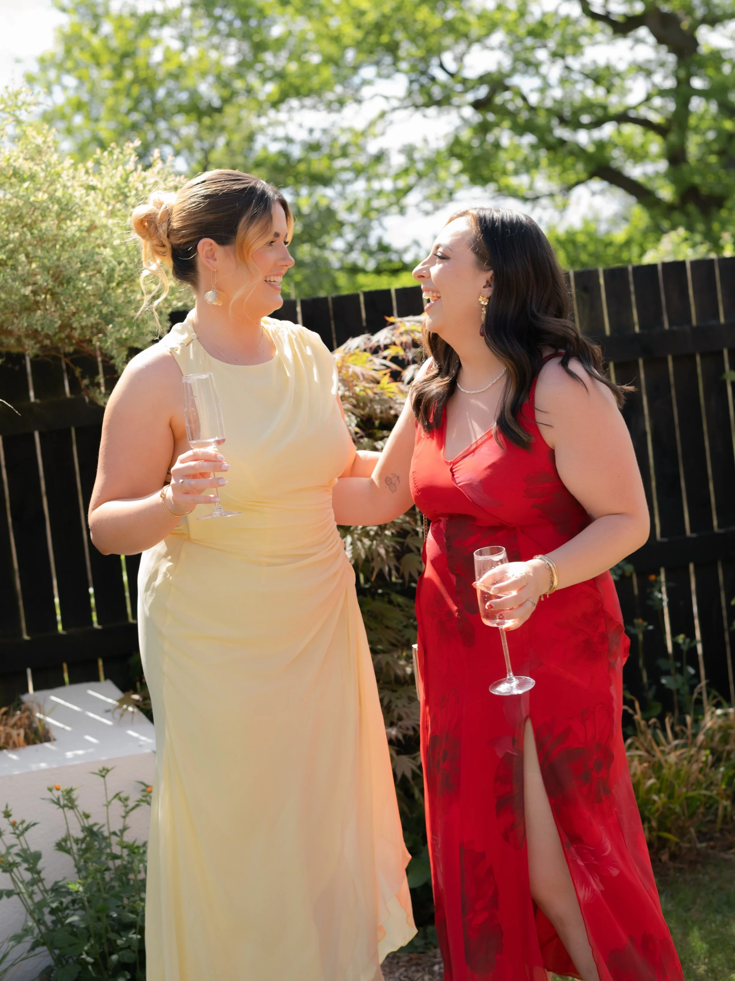 Recently, I&rsquo;ve been revisiting some older galleries from previous weddings and re-editing in my new style. I found myself really drawn to these gorgeous garden shots from Caroline&rsquo;s pre-ceremony drinks and had to share! 

Get in touch via