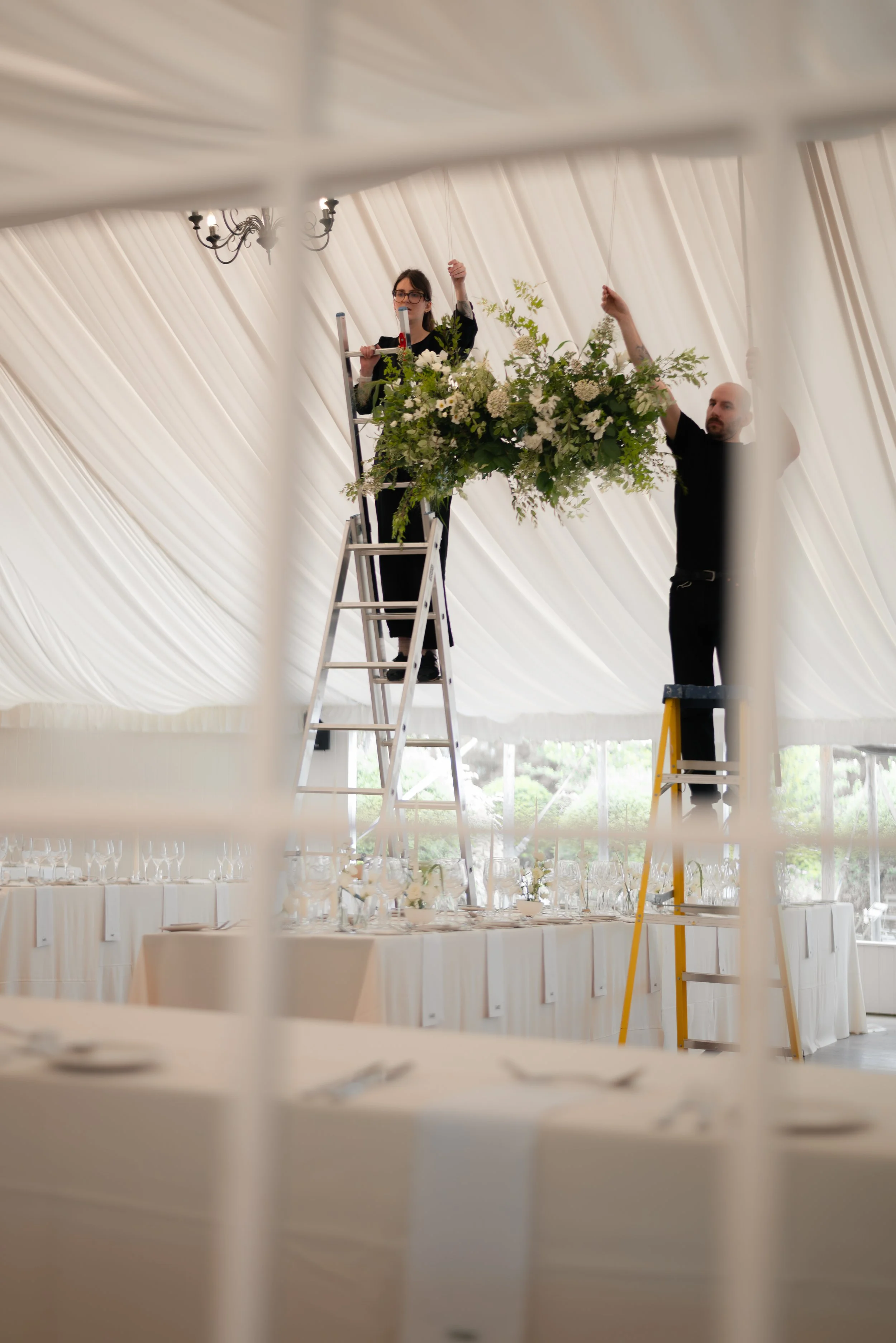 The details that make a Middleton Lodge wedding: behind the scenes with Bronze Floral