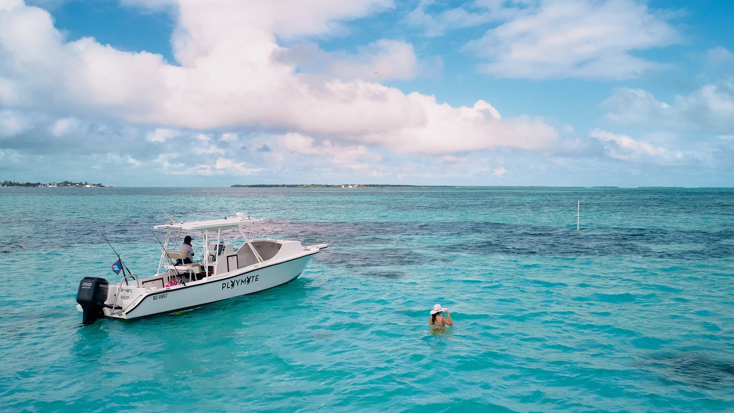 Private Boat to go Snorkeling and Lobster Hunting
