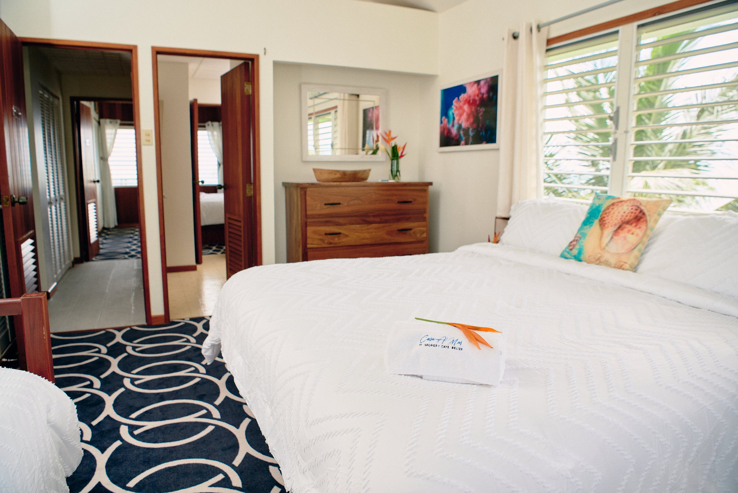 King Beds with Private Bathroom at Casa Al Mar