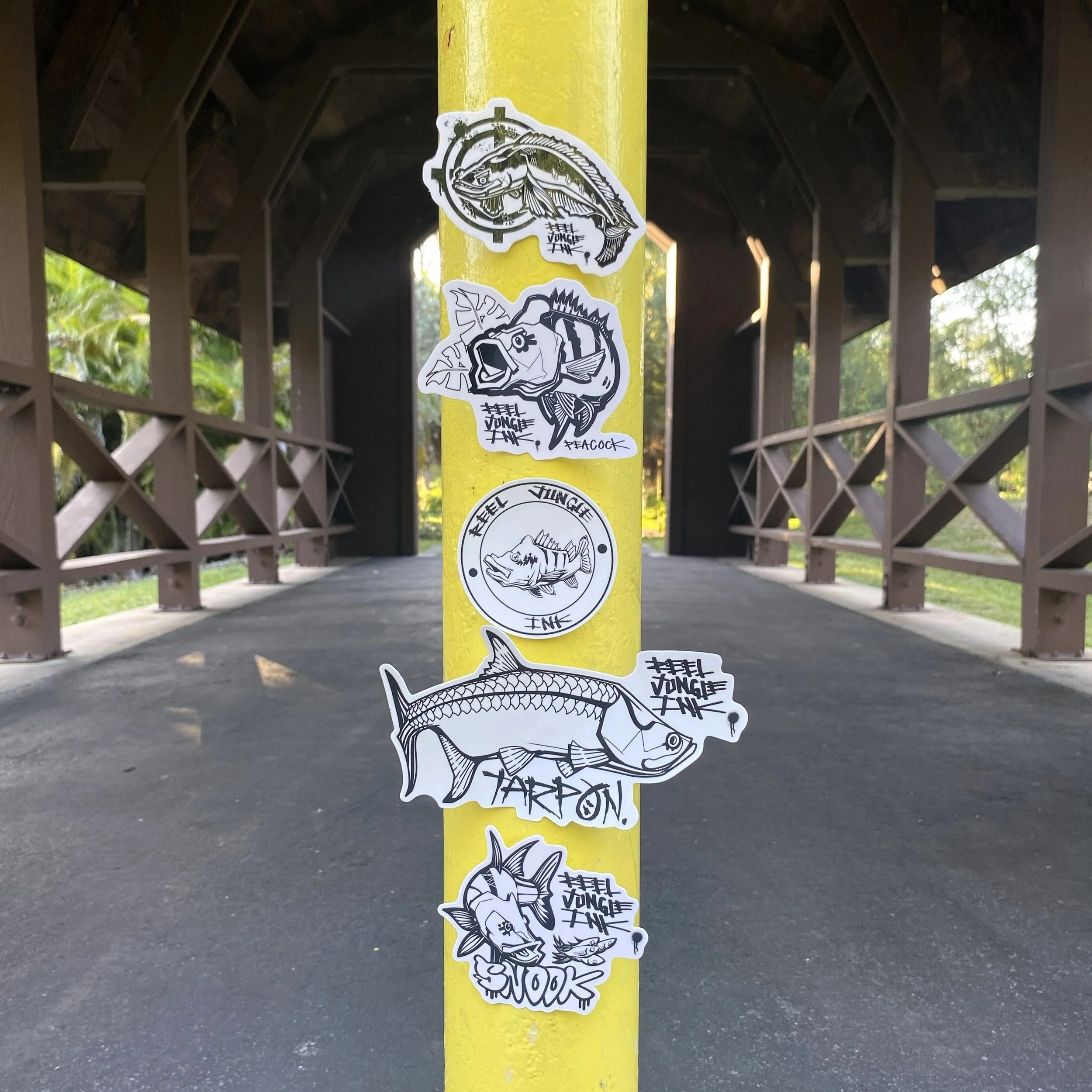 YellowPole_IMG_6511.JPG