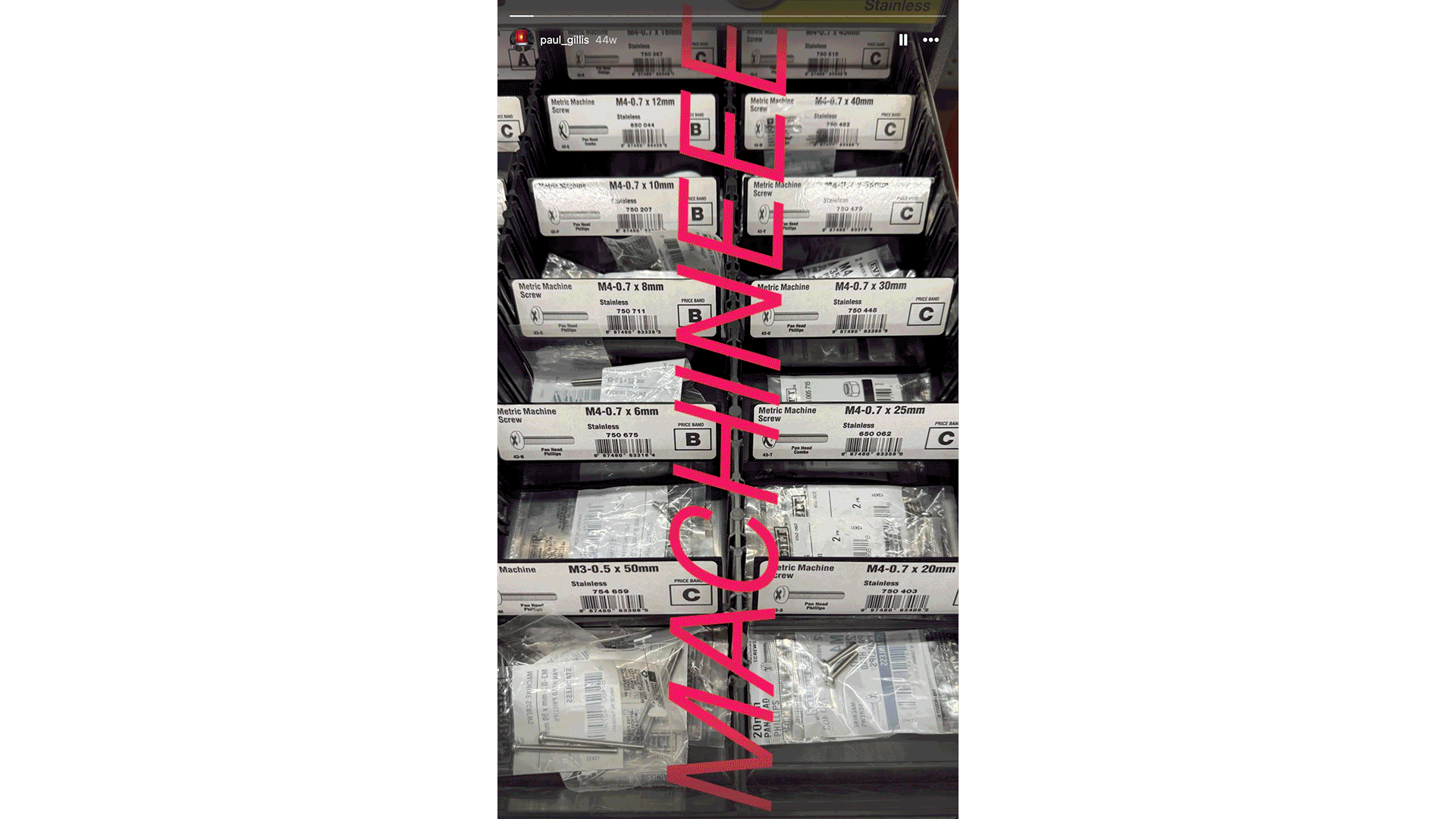  Machineeezineee Open Call  Created an organic social campaign for “MZ01: The Body and The Machine,” combining writing, animation, and design to promote an intentionally unconventional open call. The project reached artists and writers internationall
