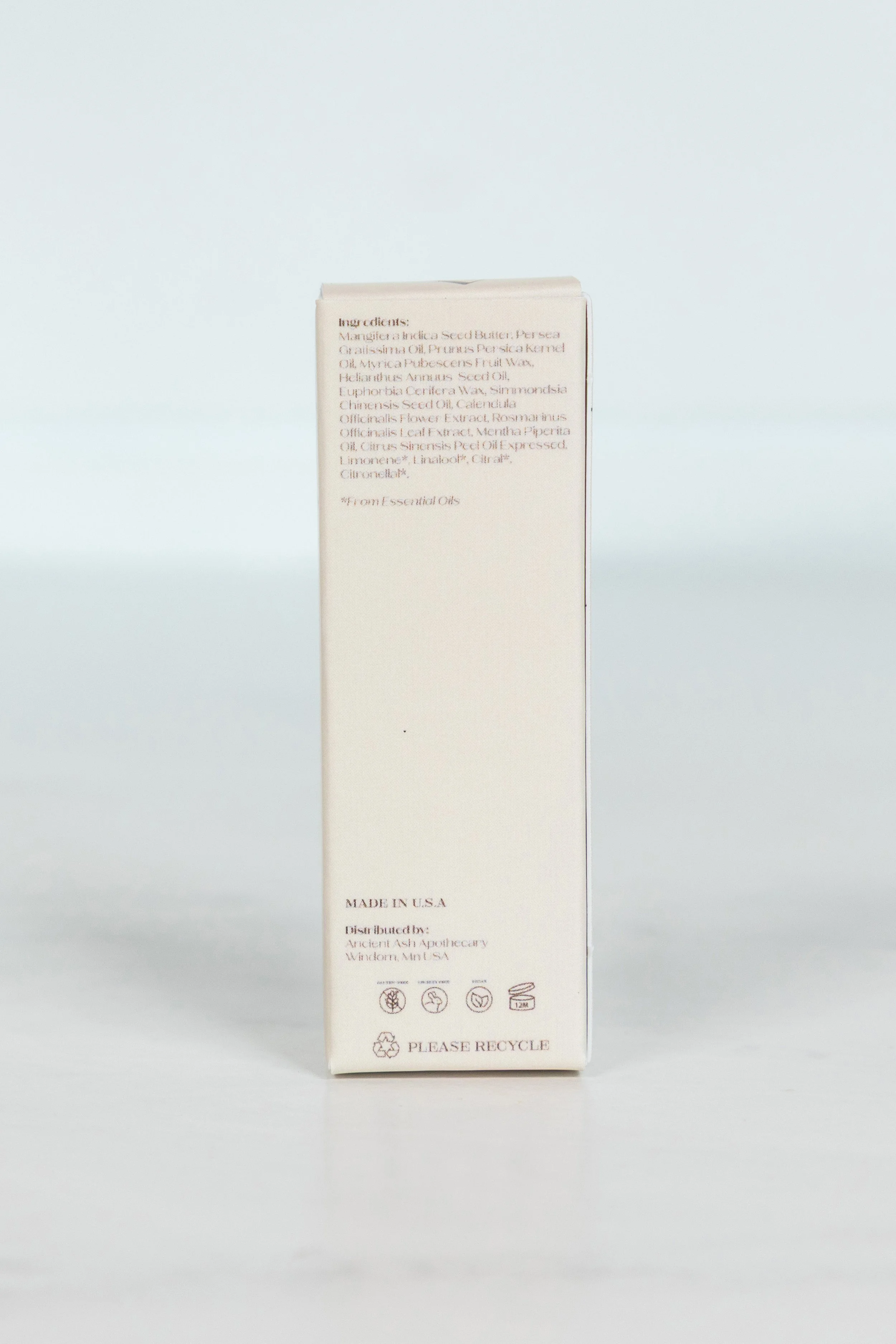 AAA_Lip-01_Vertical_10.jpg