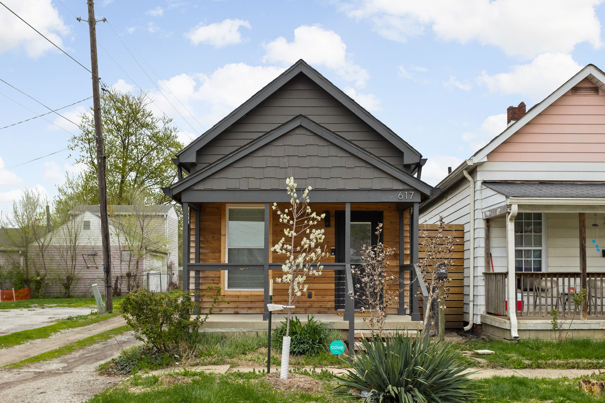 1-web-or-mls-617-marion-ave.jpg