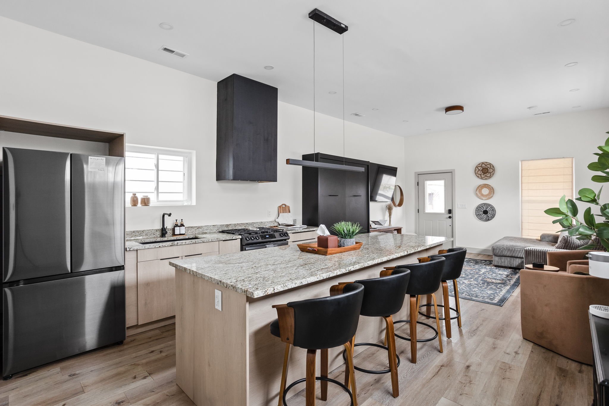 14-web-or-mls-617-marion-ave.jpg