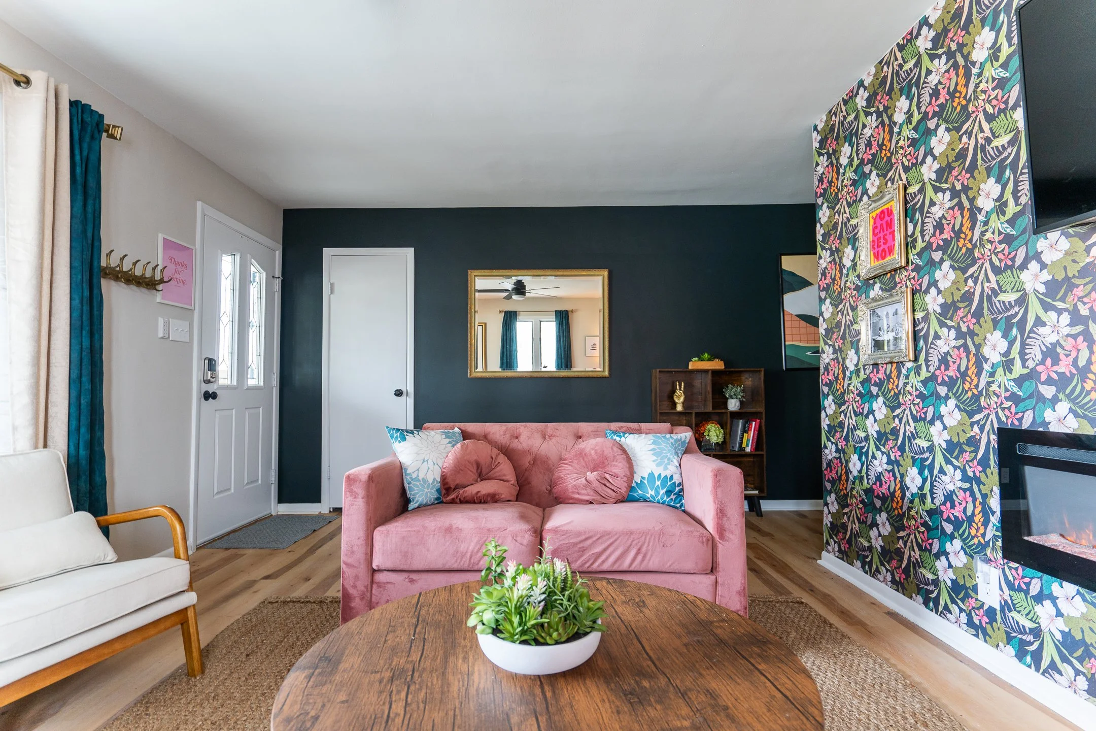 Spacious Indianapolis, Indiana airbnb available for direct booking.