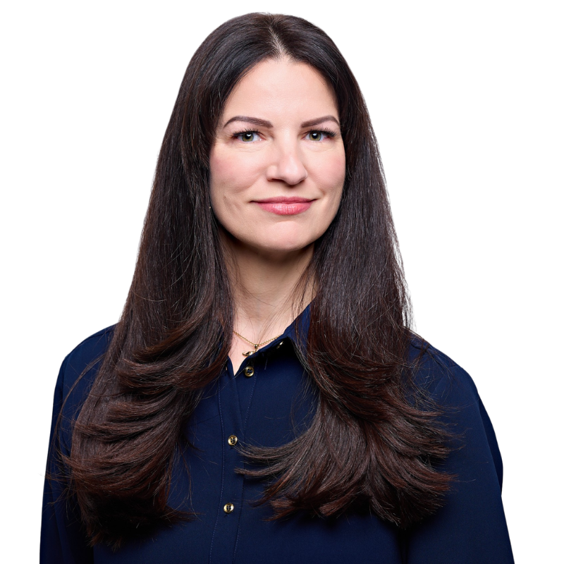 Emily Perry Headshot