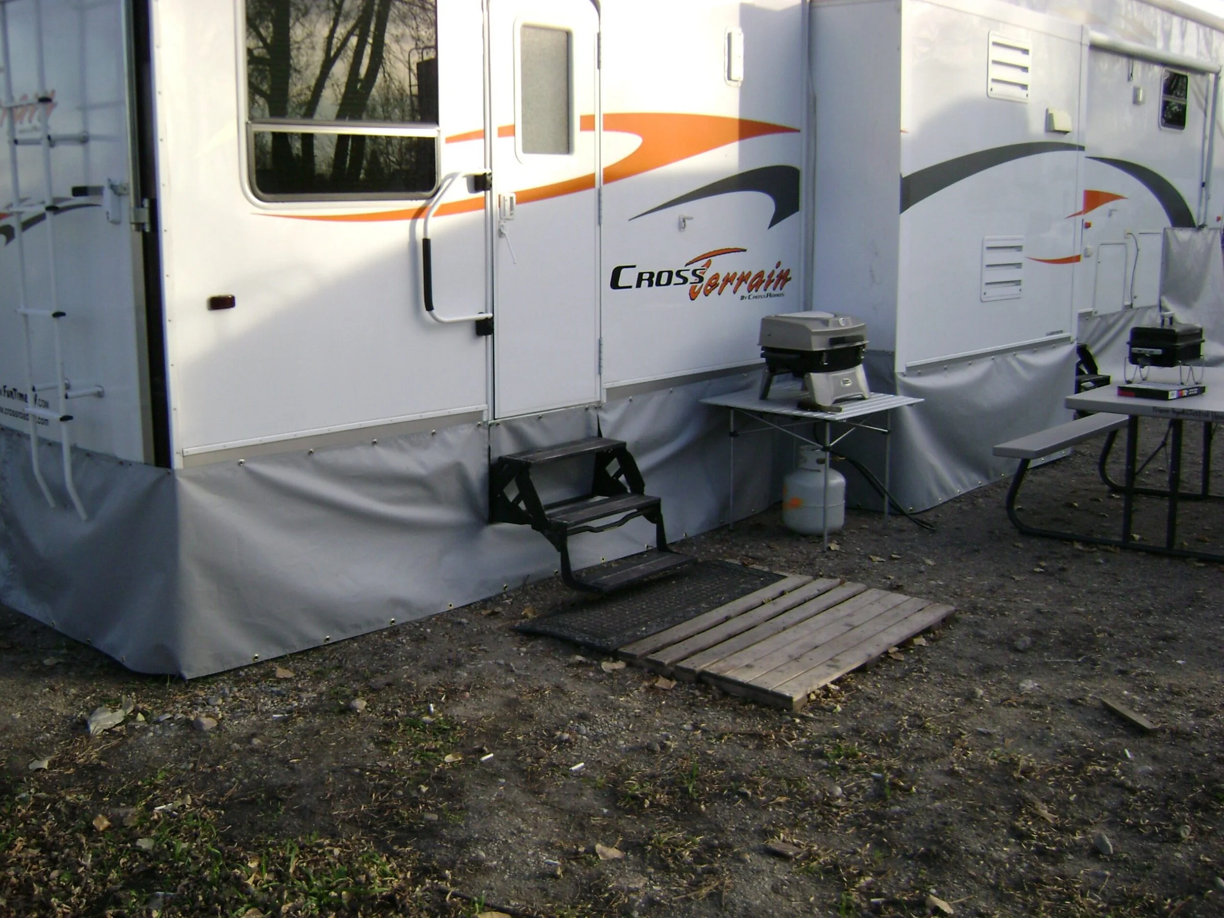 camper-curtains-004-scaled.jpg