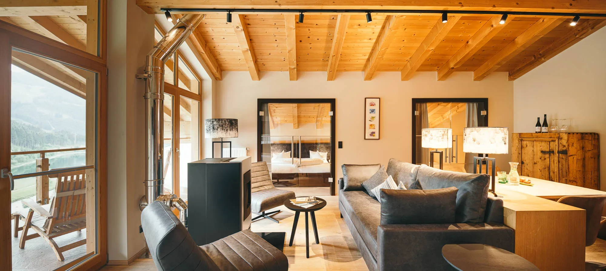 Kamin-Suite-2.webp