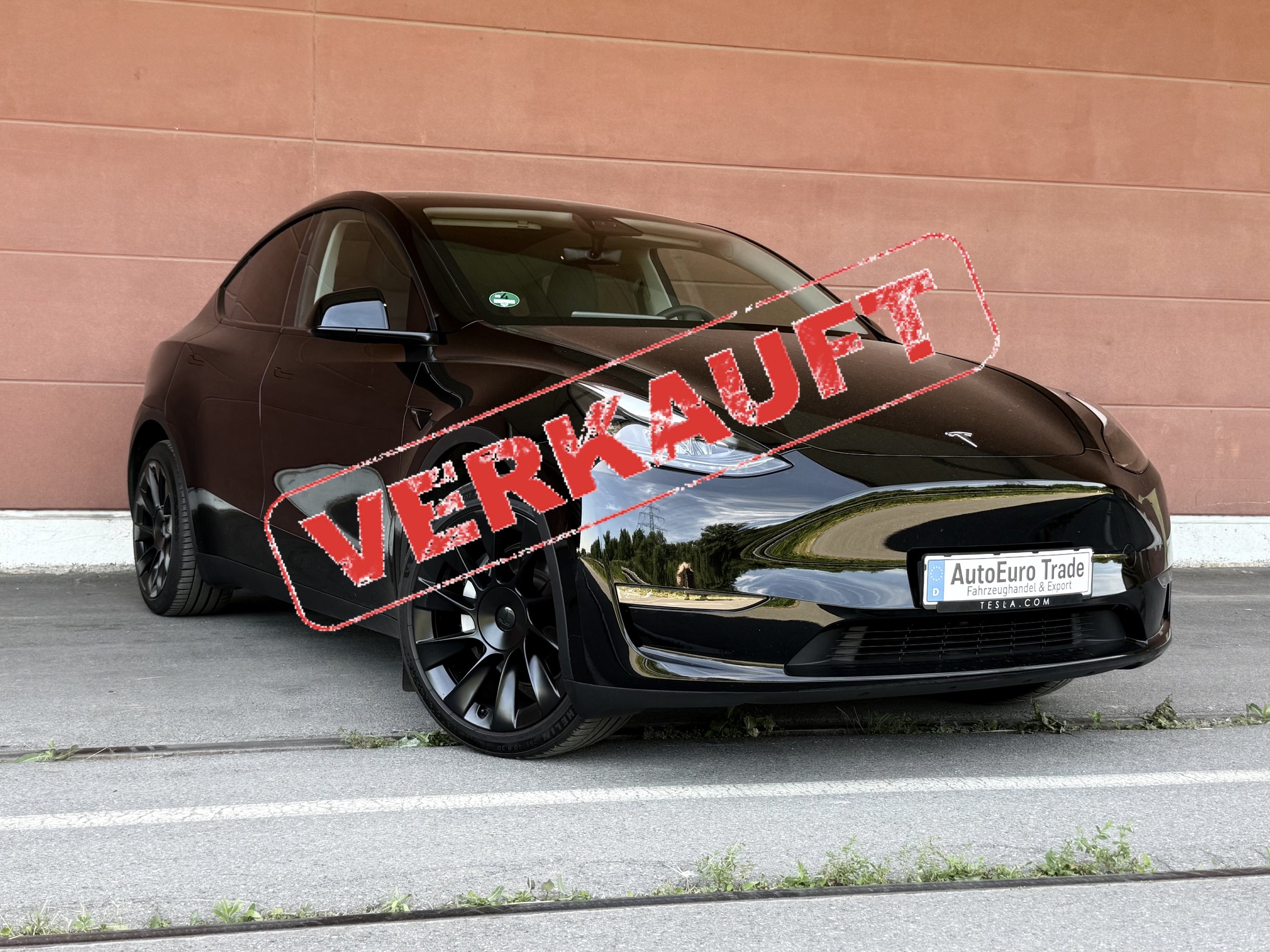 Tesla Model Y Long Range AWD FSD MwSt ausweisbar