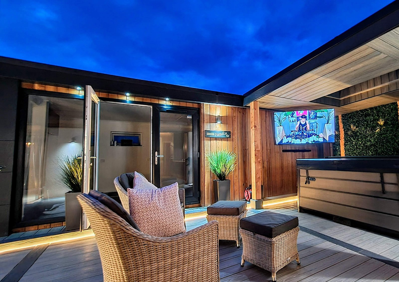 Garden retreats from MAI Garden Rooms