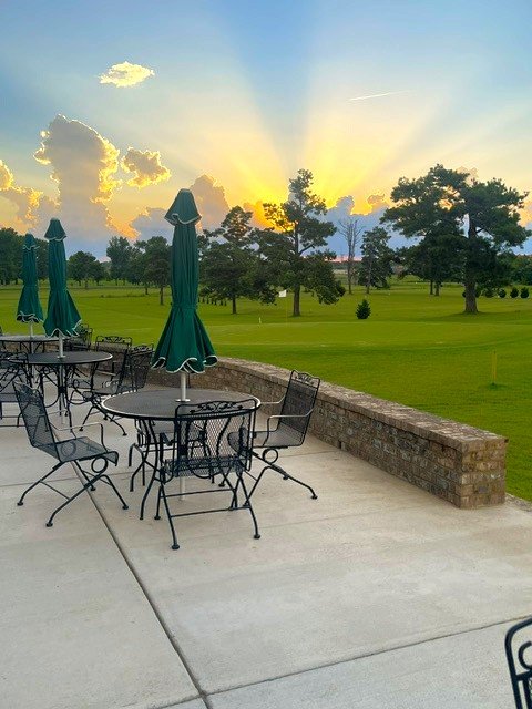Outdoor patio overlooking hole 18