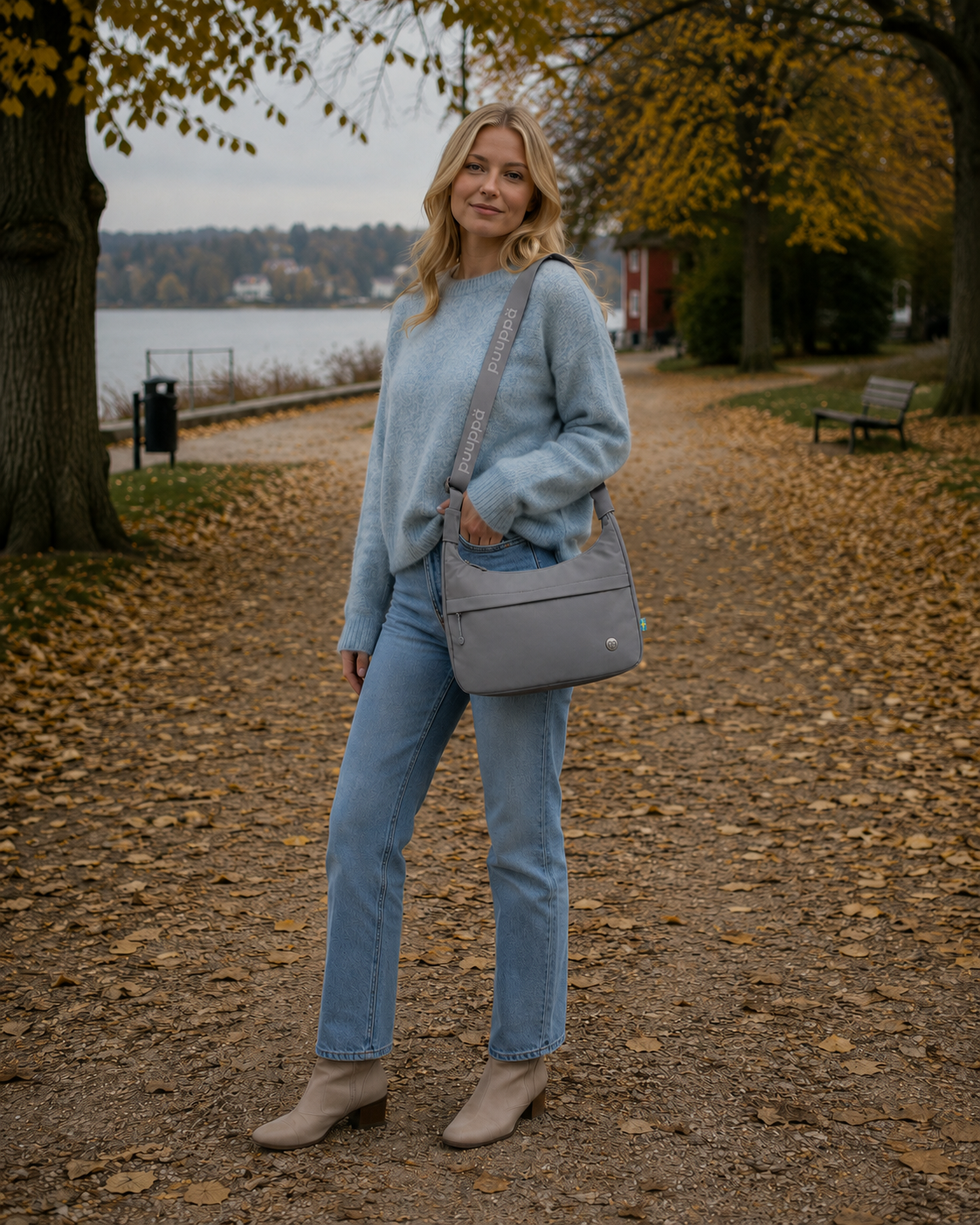 Liv Crossbody