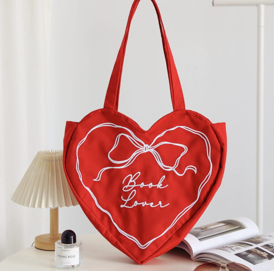 red heart tote.png