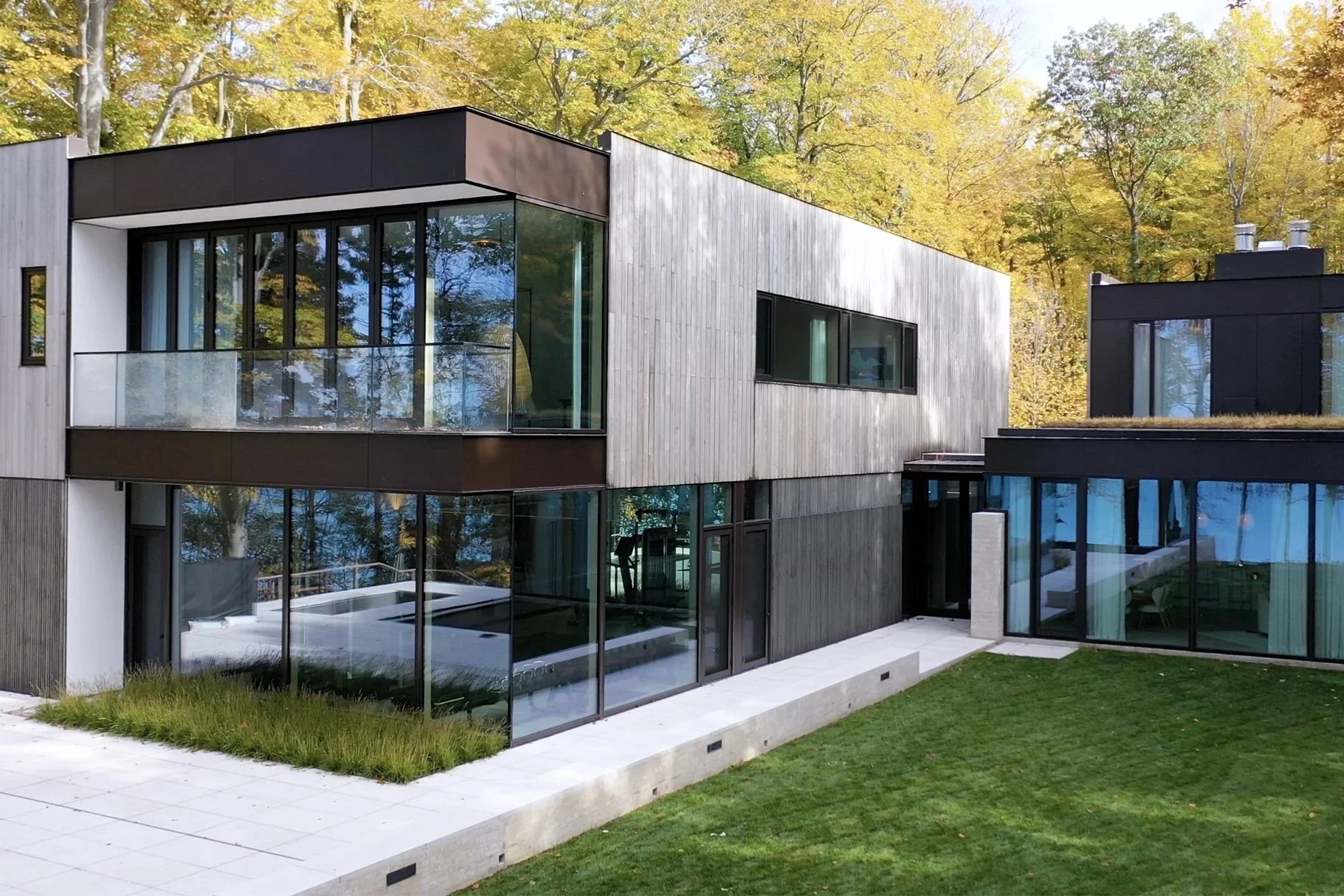 Craftsmanship &amp; Seamless Luxury