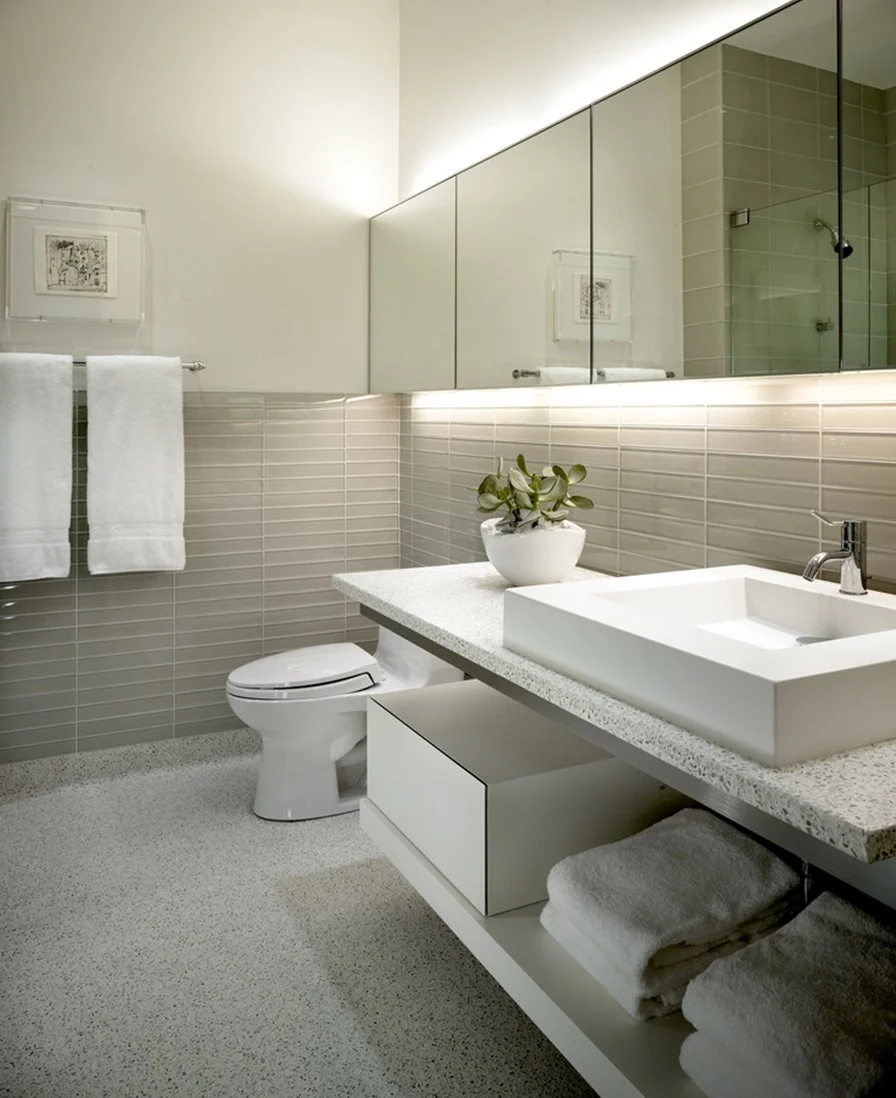 Premiere-Systems-Modern-Lakefront-16.jpg
